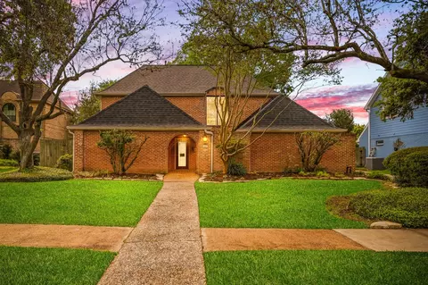 11619 Cherryknoll Dr, Houston, TX 77077