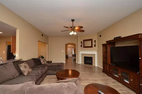 4818 Wilderness Glen Ct, Katy, TX 77449