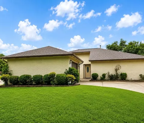 3918 Rosemont Dr, La Porte, TX 77571