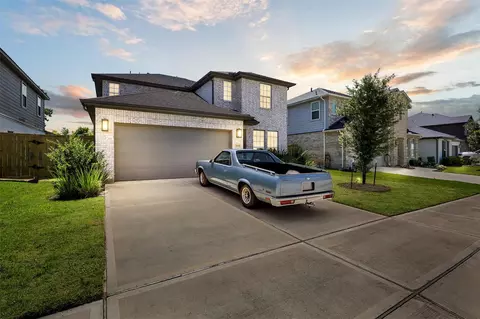 22018 Big Sky Dr, Tomball, TX 77375