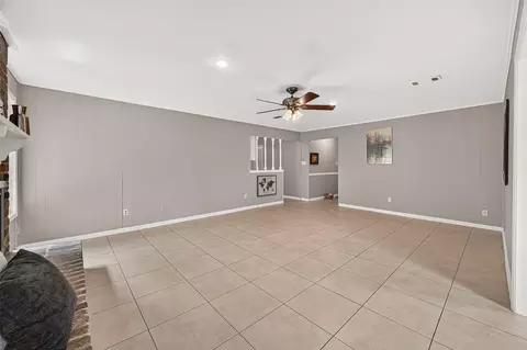 Living - 24114 Spring Briar Ln, Spring, TX 77373 photo 4 of 4