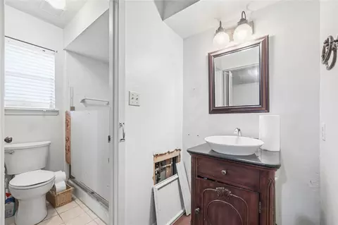 Bath - 25703 Mill Pond Ln, Spring, TX 77373 photo 3 of 3