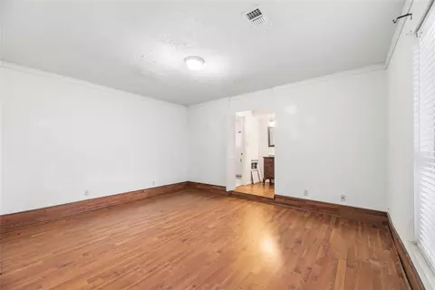 Living - 25703 Mill Pond Ln, Spring, TX 77373 photo 4 of 4