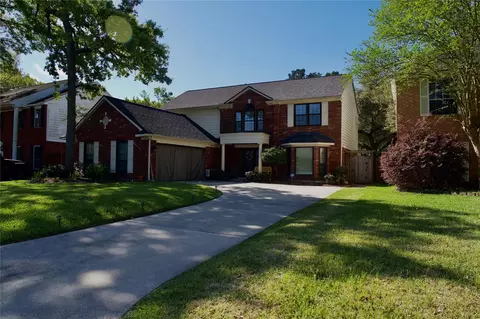 29 Dover Dr, Conroe, TX 77304