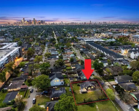 1638 Tabor St, Houston, TX 77009