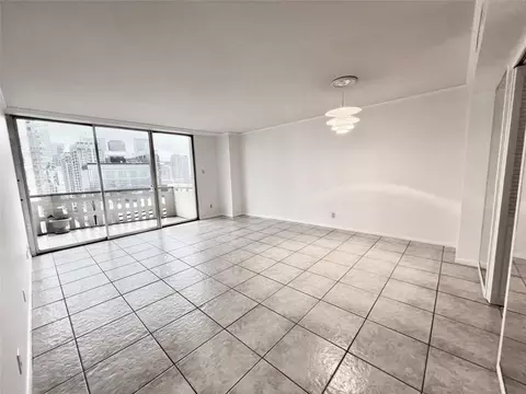 2016 Main St #1501, Houston, TX 77002