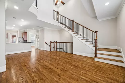 1046 W 23rd St #C, Houston, TX 77008