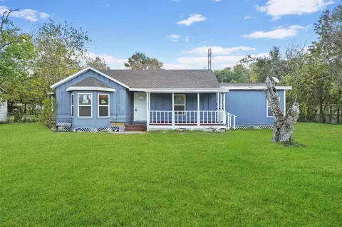 1405 Palm St, La Marque, TX 77568