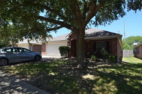 Exterior - 5518 Bowles Ct, Spring, TX 77388 photo 1 of 2