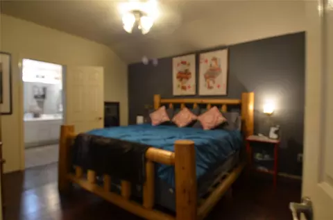 Bedroom - 5518 Bowles Ct, Spring, TX 77388 photo 1 of 3