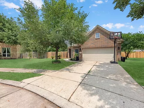 Exterior - 22422 Lamaster Ln, Spring, TX 77373 photo 3 of 8