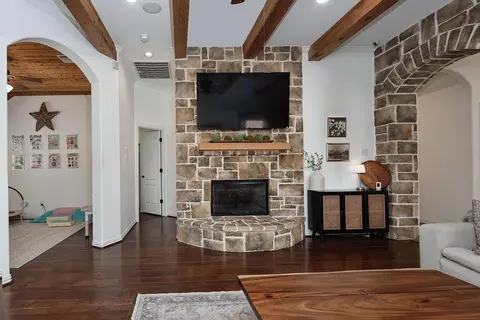 Living - 19906 Rhodes Rd, Spring, TX 77379 photo 1 of 2