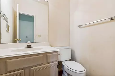 Bath - 2 Windledge Pl, Spring, TX 77381 photo 1 of 4