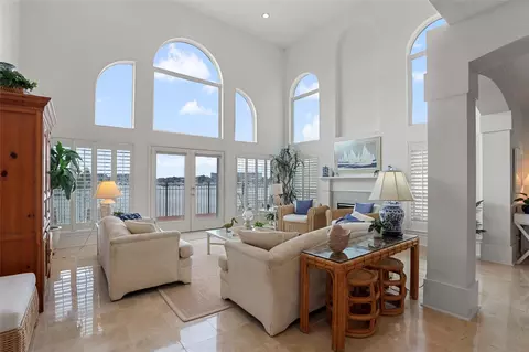 1615 Corniche St, League City, TX 77573