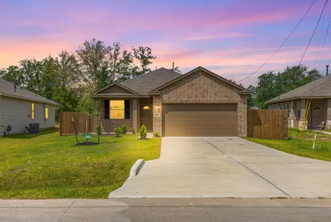 1605 Road 5102, Cleveland, TX 77327