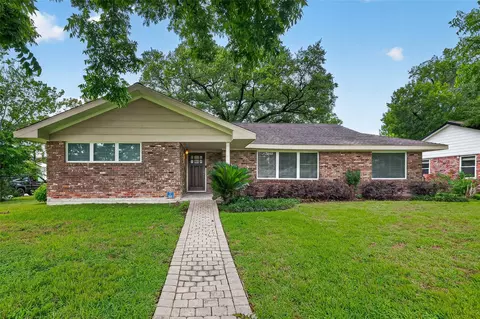 4501 Waycross Dr, Houston, TX 77035