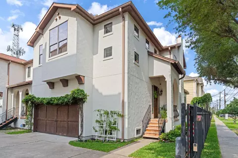 1801 W 24th St #C, Houston, TX 77008