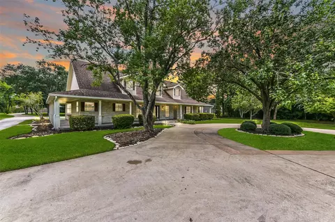 2325 Hatfield Rd, Pearland, TX 77581
