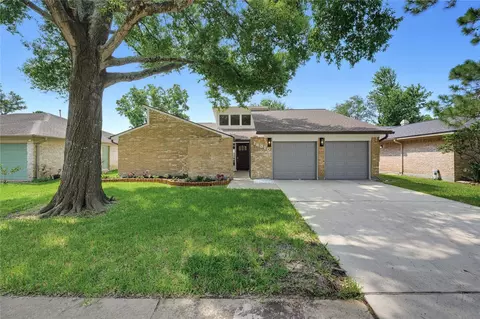 16310 Havenhurst Dr, Houston, TX 77059