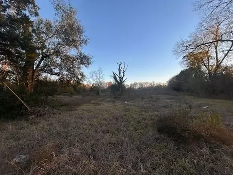 6245 Highway 105, Beaumont, TX 77708