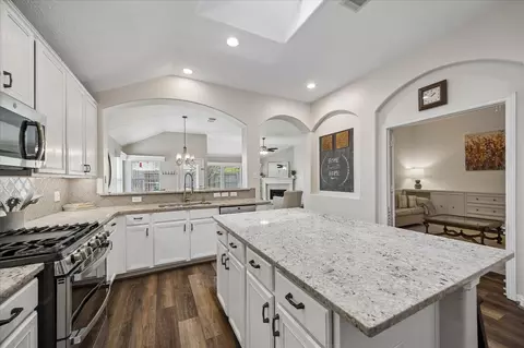 9023 Carriage Point Dr, Sugar Land, TX 77479