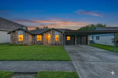 3410 Crestmeadow Dr, Pasadena, TX 77505