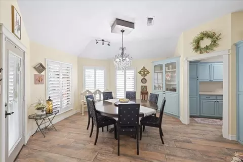 Dining - 6320 Meadow Mist St, Orange, TX 77632 photo 4 of 4