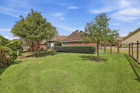 Exterior - 6320 Meadow Mist St, Orange, TX 77632 photo 6 of 6