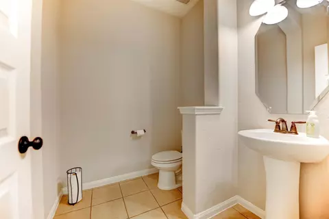 Bath - 5002 Sawmill Terrace Ln, Spring, TX 77389 photo 1 of 7