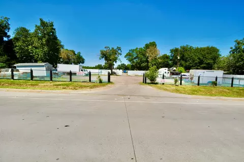 4703 Treaschwig Rd, Spring, TX 77373 photo 9