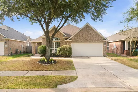 21606 Kings Bend Dr, Kingwood, TX 77339