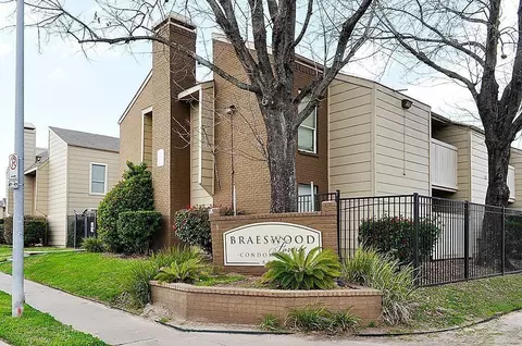 8100 Creekbend Dr #184, Houston, TX 77071