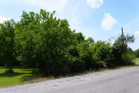 5128 Pearson Rd, Santa Fe, TX 77517