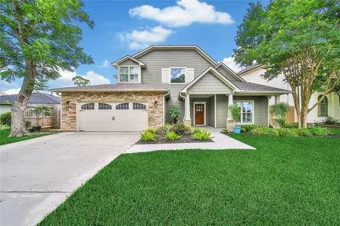 1642 Richelieu Ln, Houston, TX 77018