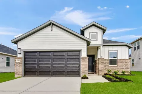 134 Daylight Crest Dr, Crosby, TX 77532
