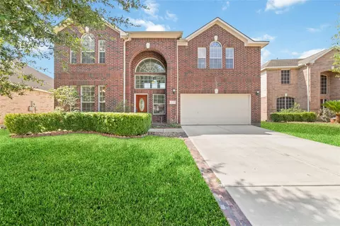 15111 Snow Hill Ct, Sugar Land, TX 77498