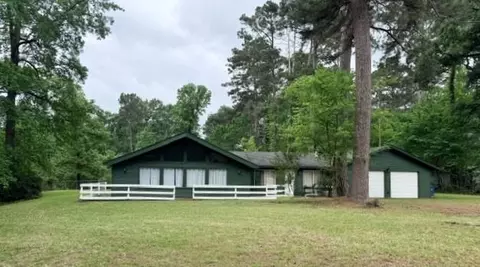 32 Gov Culberson Cir, Point Blank, TX 77364
