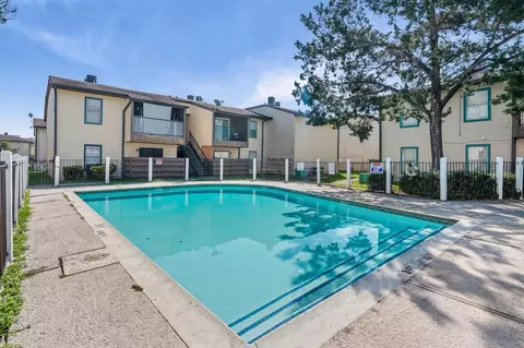 6161 Reims Rd #906, Houston, TX 77036
