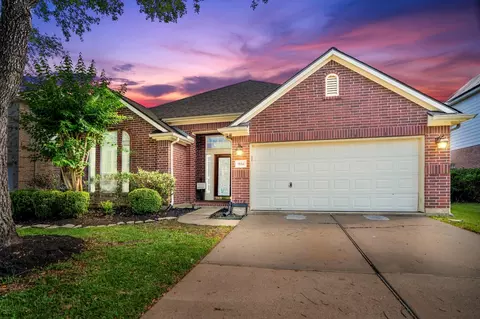 9114 Carriage Point Dr, Sugar Land, TX 77479
