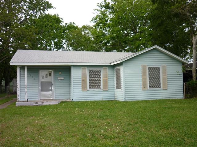 1205 Thomas Ave, Pasadena, TX 77506 photo 1