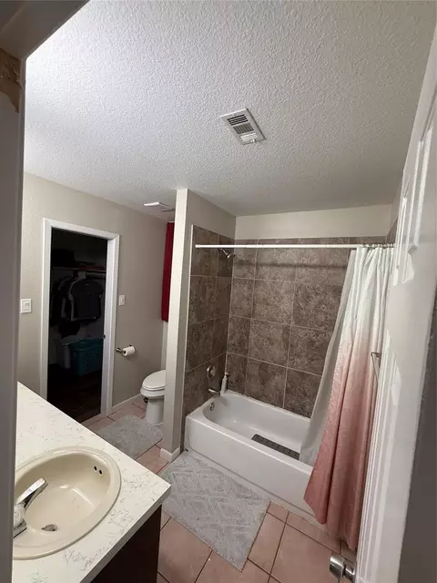 Bath - 3103 Pine Dust Ln, Spring, TX 77373 photo 4 of 5