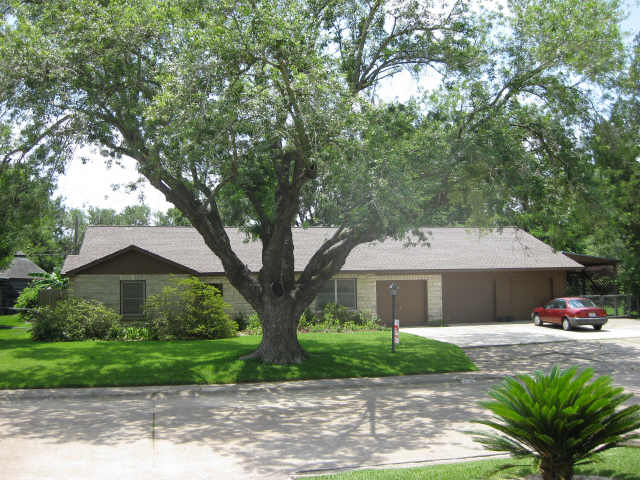 709 Oriole Ln, Pasadena, TX 77502 photo 1