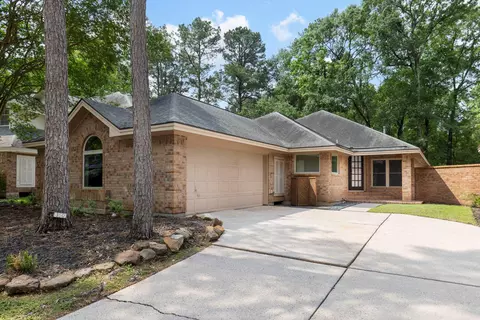 30 Cedar Chase Pl, The Woodlands, TX 77381