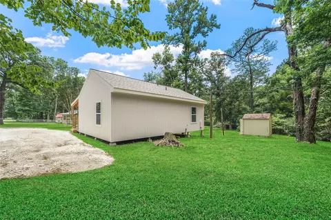 Exterior - 136 Ash St, Trinity, TX 75862 photo 5 of 6
