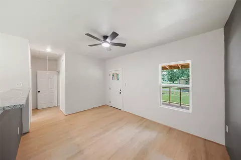 Living - 136 Ash St, Trinity, TX 75862 photo 1 of 3