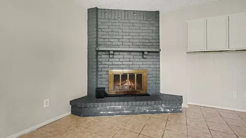 Living - 4423 Rosegate Dr, Spring, TX 77373 photo 4 of 6