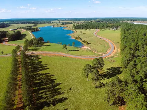 lot18 E Lakeland Ct, Hillister, TX 77624
