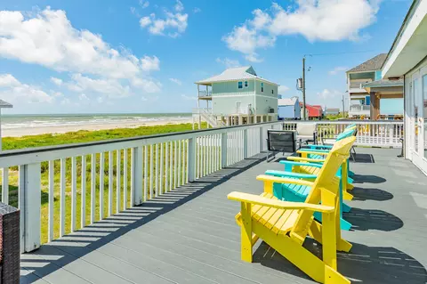 23115 Gulf Dr, Galveston, TX 77554