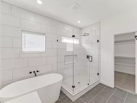 Bath - 25701 John Wayne Rd, Splendora, TX 77372 photo 3 of 5
