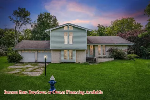13922 Ambrose St, Houston, TX 77045